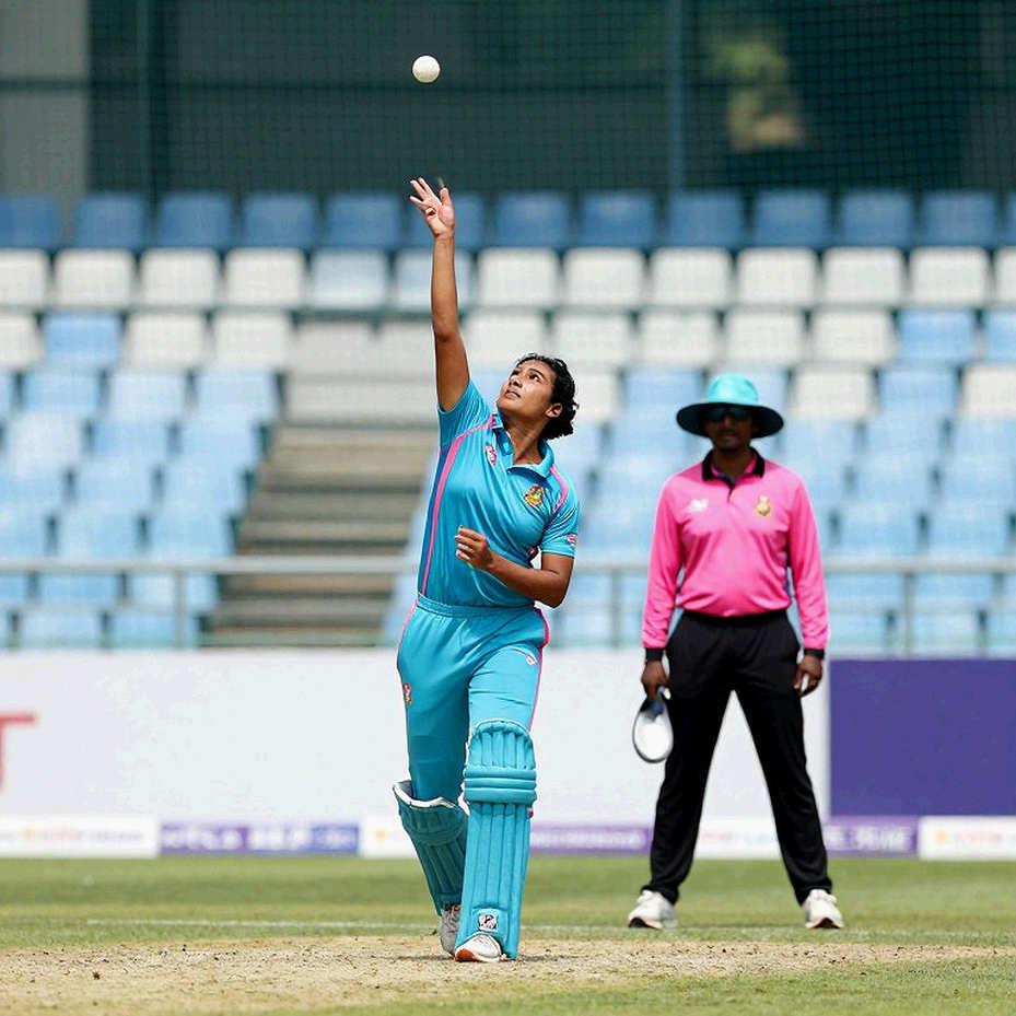 Cricket on the Blockchain: When the Data Model Bats Off the Pitch Cricket on the Blockchain: When the Data Model Bats Off the Pitch