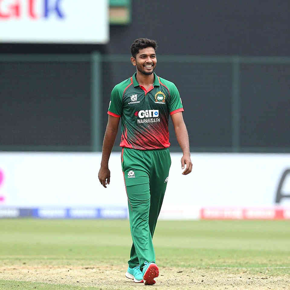 কুশল মেন্ডিস ও শ্রীলঙ্কার টেস্ট নেতৃত্বের নতুন জ্যামিতি: পাকিস্তান সফরের লেজার, লাইন আর নীরবতা