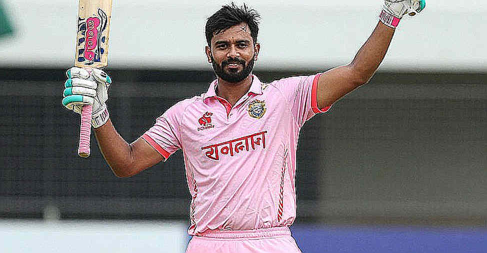 ওমানের নিরপেক্ষ মাটিতে এক ম্যাচ কম: ভিসার তিন দিন আর কিশোর পেসারদের শরীর